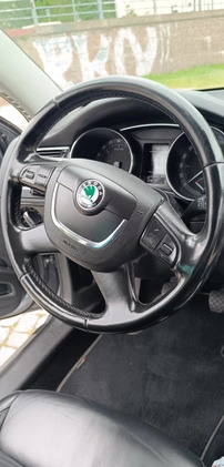 Skoda Superb cena 29999 przebieg: 299000, rok produkcji 2010 z Gubin małe 352
